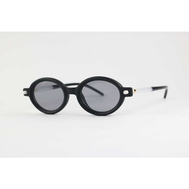 Marc Jacob – 8765 – Matte Black Tint – Acetate – Oval – Sunglasses